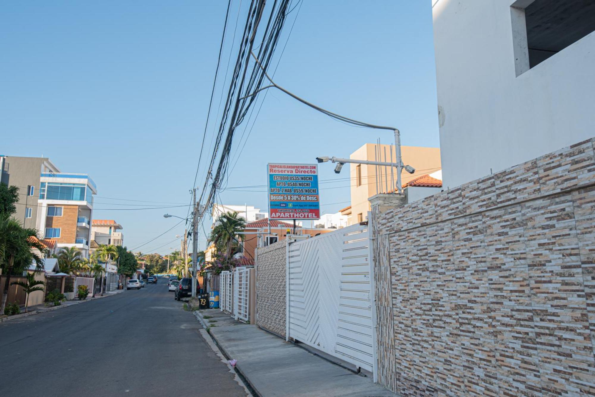 Bnb Tropical Island Aparthotel - Corales Del Sur - Santo Domingo Este Extérieur photo